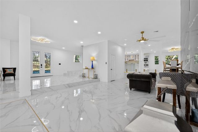 305 SWEETWATER CLUB CIRCLE, Longwood, FL 32779