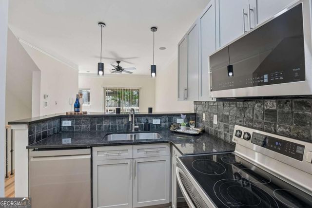 221 Semel Circle NW 261, Atlanta, GA 30309