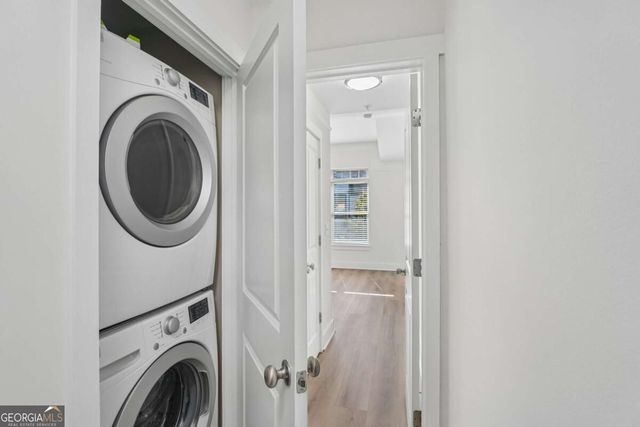 221 Semel Circle NW 261, Atlanta, GA 30309