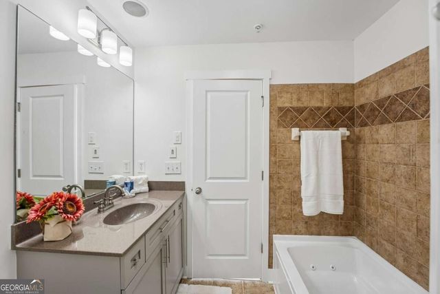 221 Semel Circle NW 261, Atlanta, GA 30309