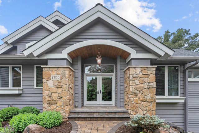 2700 Ashbourne Road, Minnetonka, MN 55391