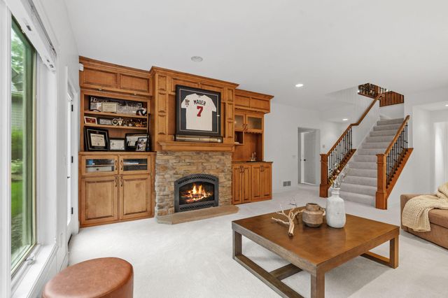 2700 Ashbourne Road, Minnetonka, MN 55391