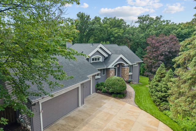 2700 Ashbourne Road, Minnetonka, MN 55391