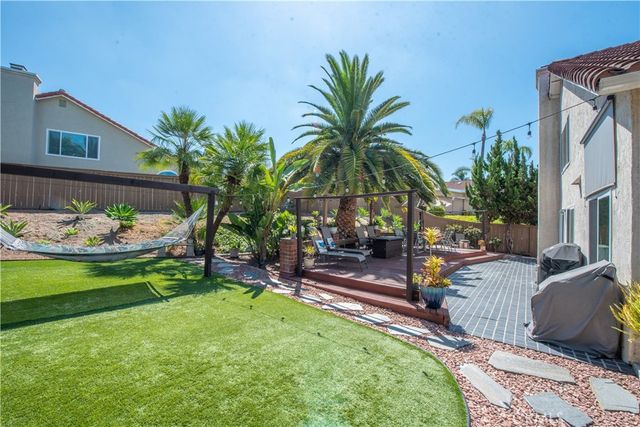 2654 Seacrest Court, Vista, CA 92081