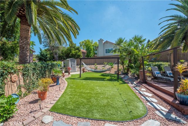 2654 Seacrest Court, Vista, CA 92081