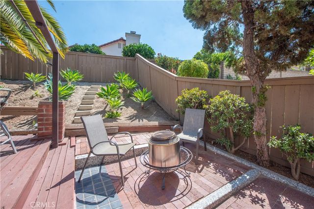 2654 Seacrest Court, Vista, CA 92081