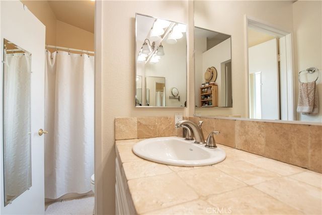 2654 Seacrest Court, Vista, CA 92081