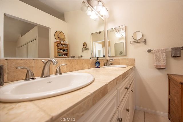 2654 Seacrest Court, Vista, CA 92081