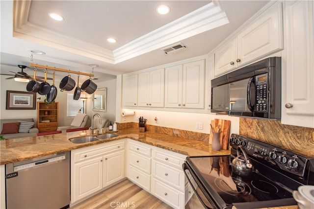2654 Seacrest Court, Vista, CA 92081