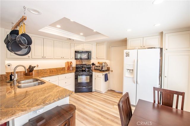 2654 Seacrest Court, Vista, CA 92081