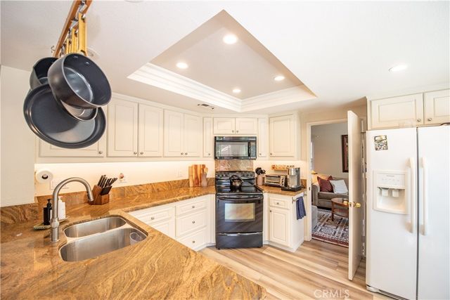 2654 Seacrest Court, Vista, CA 92081