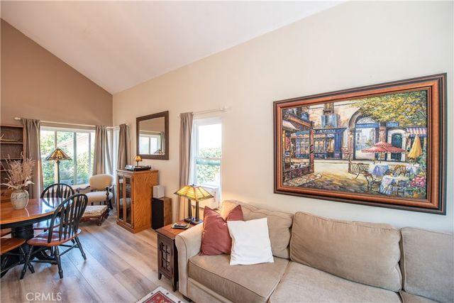 2654 Seacrest Court, Vista, CA 92081