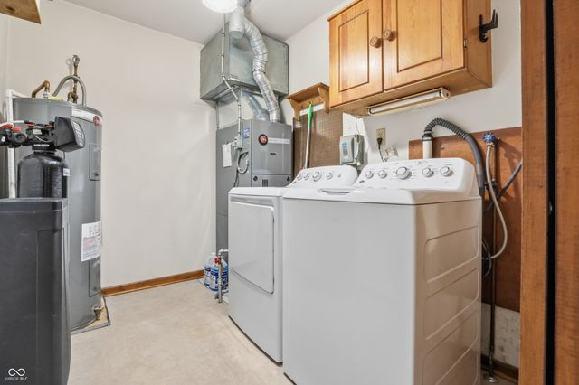 6905 Hague Road, Indianapolis, IN 46256