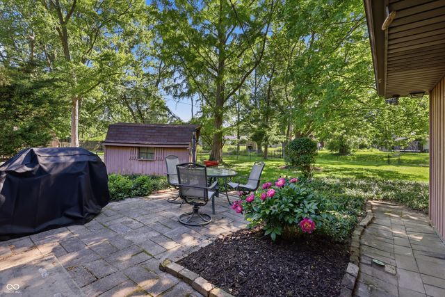 6905 Hague Road, Indianapolis, IN 46256