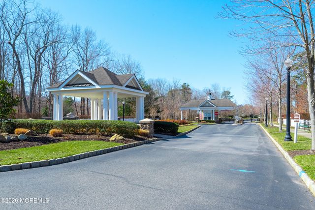 29 Nottingham Way, Jackson, NJ 08527