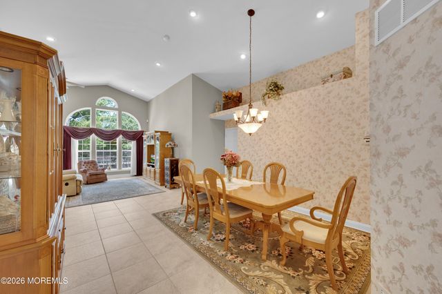 29 Nottingham Way, Jackson, NJ 08527