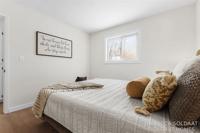 4137 Madison Avenue, Grand Rapids, MI 49548