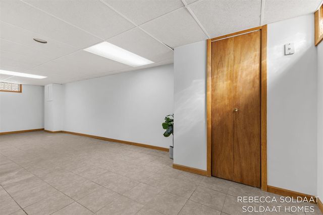 4137 Madison Avenue, Grand Rapids, MI 49548