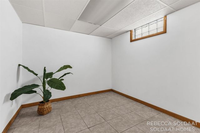 4137 Madison Avenue, Grand Rapids, MI 49548