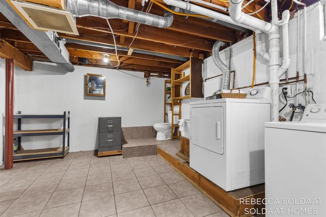 4137 Madison Avenue, Grand Rapids, MI 49548