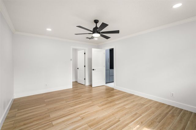 10831 Holly Springs Drive, Houston, TX 77042