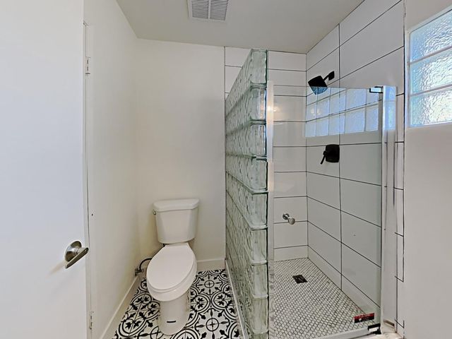 2431 W Shady Glen Avenue, Phoenix, AZ 85023