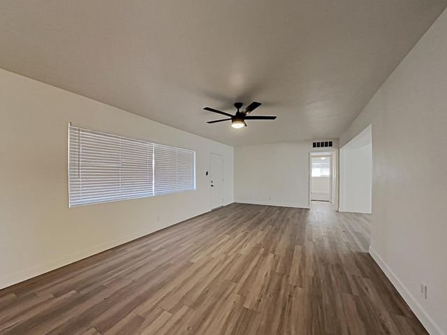 2431 W Shady Glen Avenue, Phoenix, AZ 85023