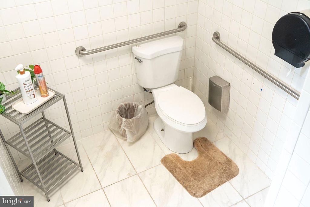 Image 14 of property listing at 8 N PULASKI ST, Baltimore, MD 21223