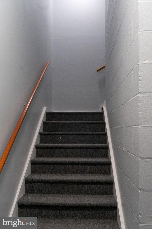 Image 17 of property listing at 8 N PULASKI ST, Baltimore, MD 21223