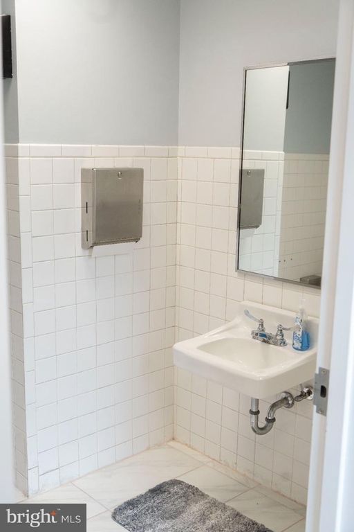 Image 20 of property listing at 8 N PULASKI ST, Baltimore, MD 21223