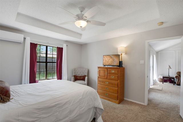 721 Hillside Drive, Cedar Hill, TX 75104