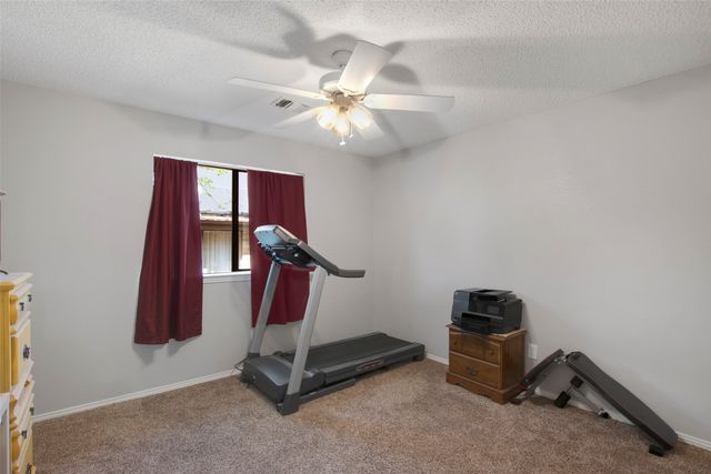 721 Hillside Drive, Cedar Hill, TX 75104