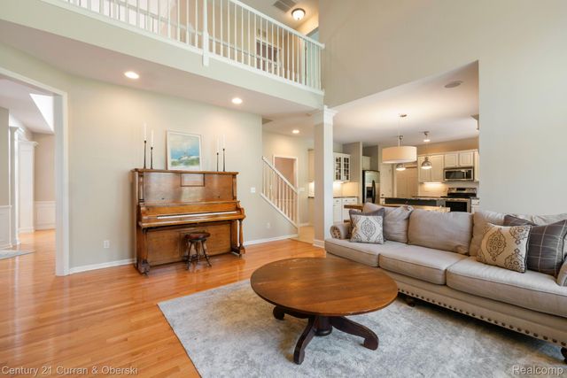 48742 Tanglewood Drive, Macomb Township, MI 48044