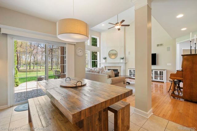 48742 Tanglewood Drive, Macomb Township, MI 48044