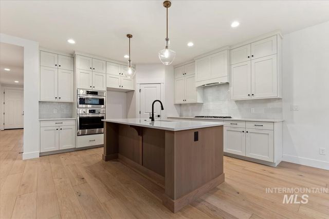 6627 N Good Dr., Eagle, ID 83629