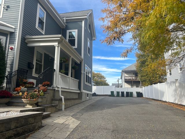 154 Cypress St 154, Watertown, MA 02472