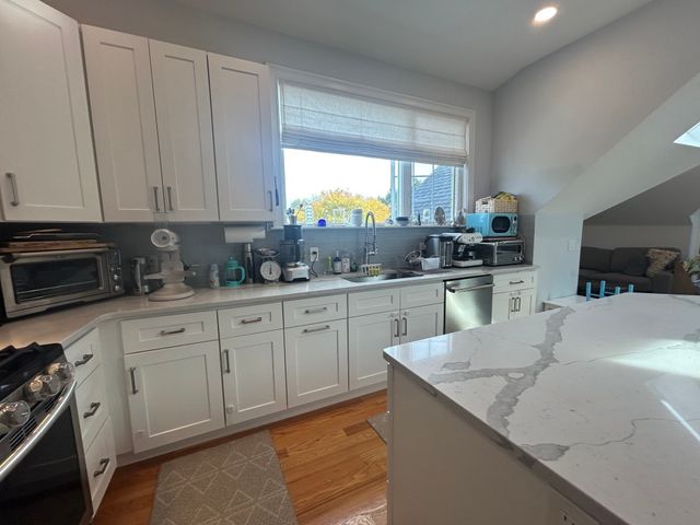 154 Cypress St 154, Watertown, MA 02472