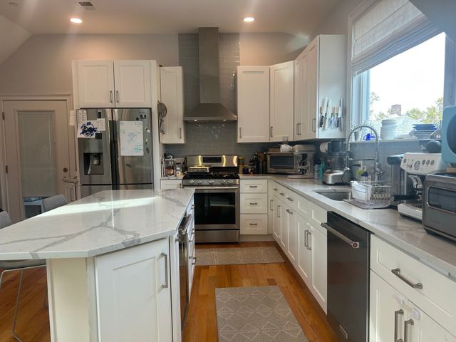154 Cypress St 154, Watertown, MA 02472