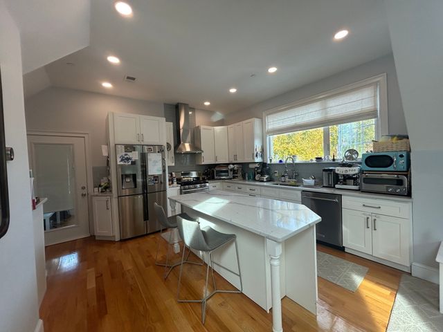 154 Cypress St 154, Watertown, MA 02472