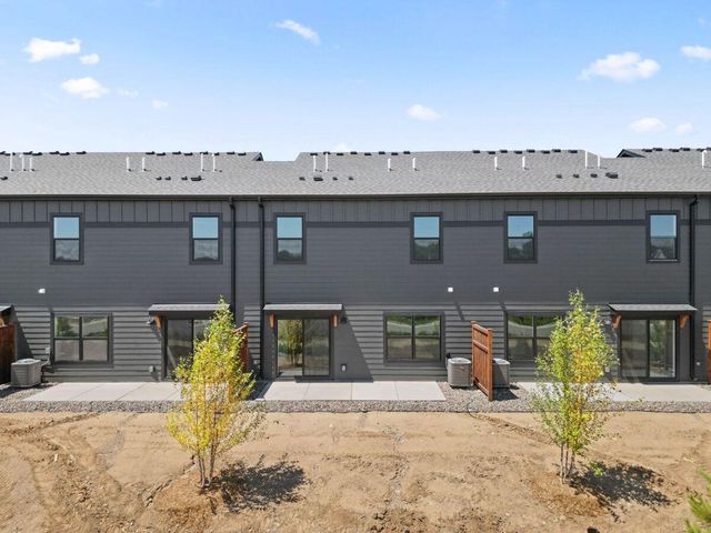 675 Tulare Terrace, Newport, MN 55055