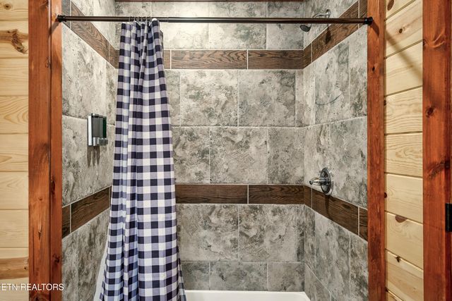 2303 Boulder Way, Sevierville, TN 37862