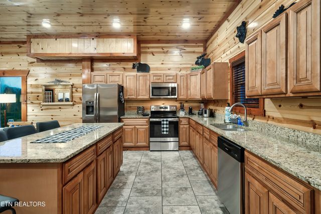 2303 Boulder Way, Sevierville, TN 37862