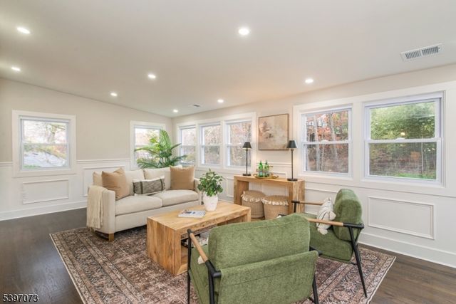 9 Dorothy Dr, Morris Twp., NJ 07960