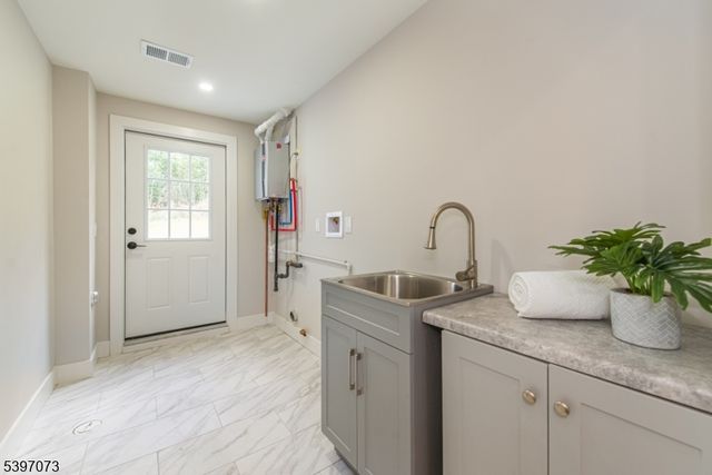 9 Dorothy Dr, Morris Twp., NJ 07960