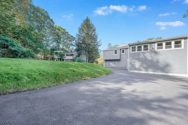 9 Dorothy Dr, Morris Twp., NJ 07960