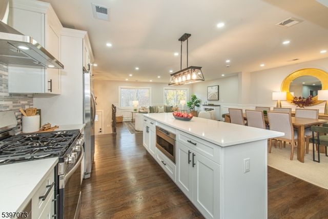 9 Dorothy Dr, Morris Twp., NJ 07960