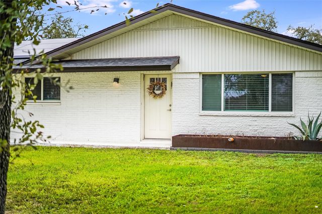 9110 Chisholm LN, Austin, TX 78748