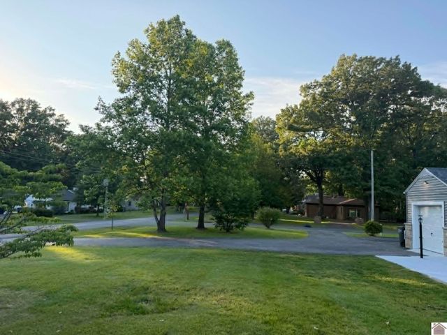 308 Minerva Place, Paducah, KY 42001