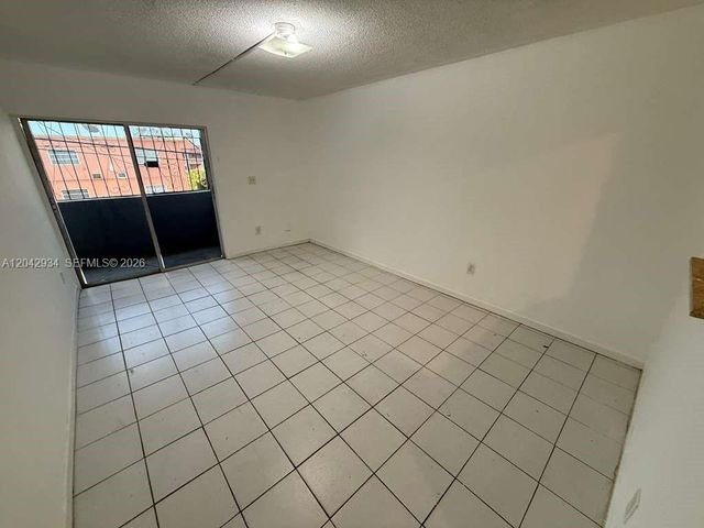 4370 NW 11th St 214, Miami, FL 33126