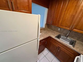 4370 NW 11th St 214, Miami, FL 33126
